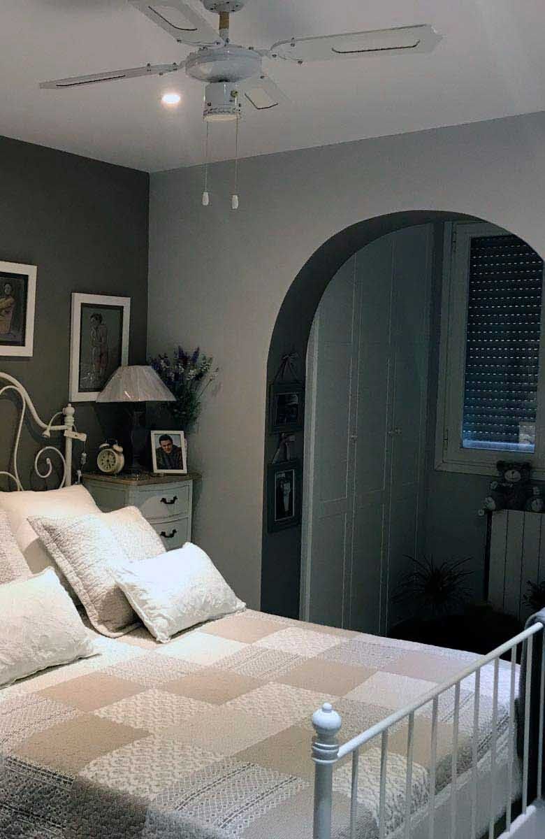 Dormitorio reformado por Reformas RMB en un piso de Aluche, Madrid